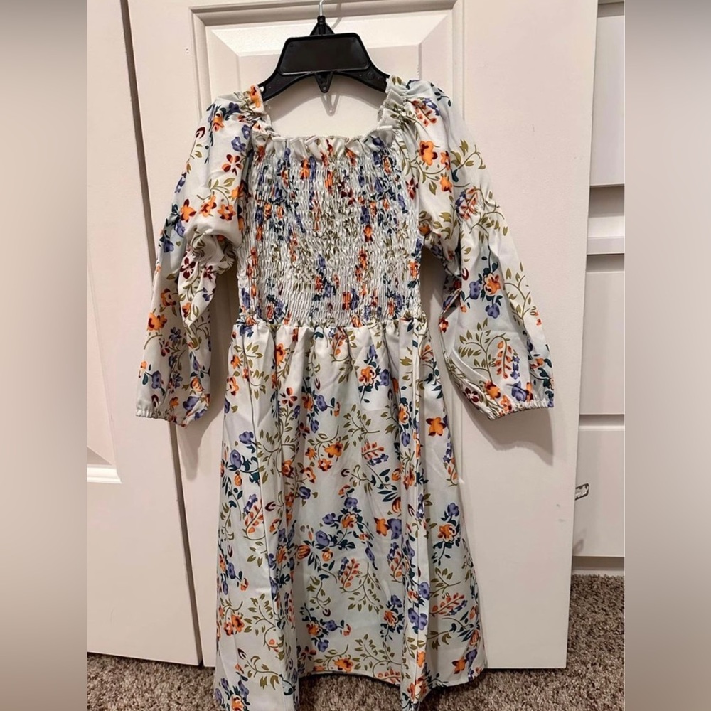 Floral Smocked Girl’s dress - Size 5